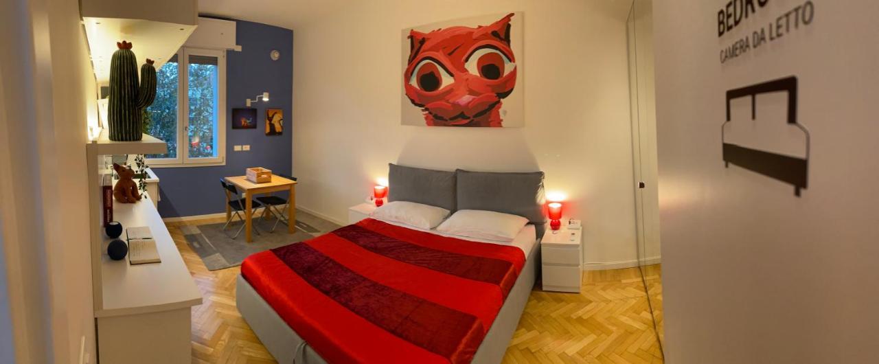 Tra Le Torri B&B - Ampia Stanza Privata In Appartamento Con Bagno Privato Accessibile Da Corridoio Болонья Екстер'єр фото
